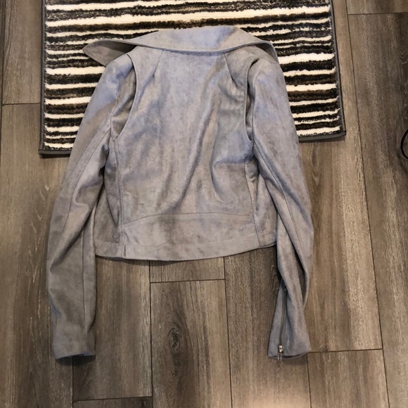 Gray Suede Lulu’s Jacket - Picture 4 of 4